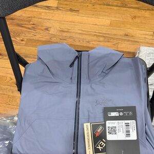 Arc'teryx Woman Blue Raincoat